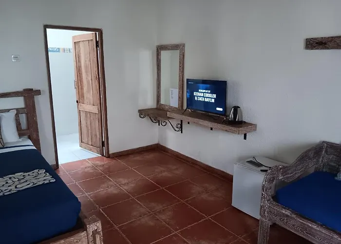 Mango 5 Amed (Bali)