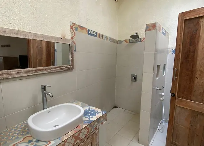 Hotel Mango 5 *