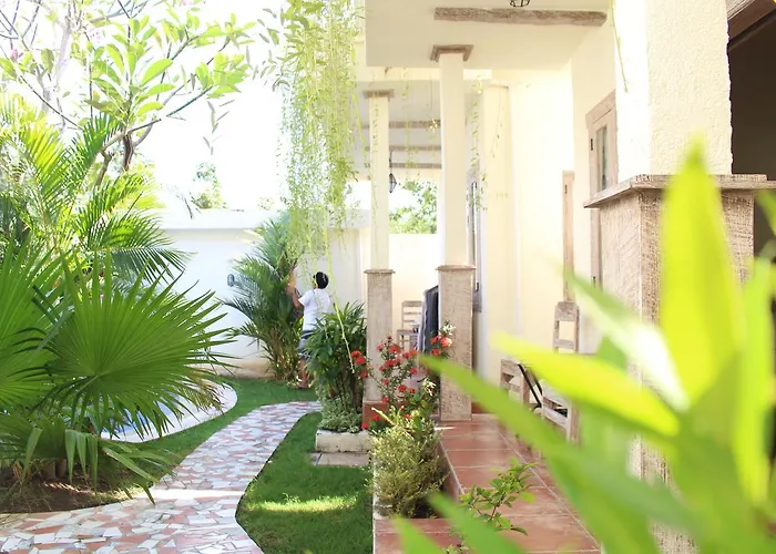Mango 5 Hotel